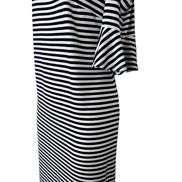 Donna Morgan Women's Striped Bell Half Sleeve Cold Shoulder Jersey Knit Dress  6 - Picture 9 of 16